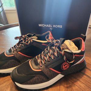 Mens 8.5 Michael Kors brown sneakers